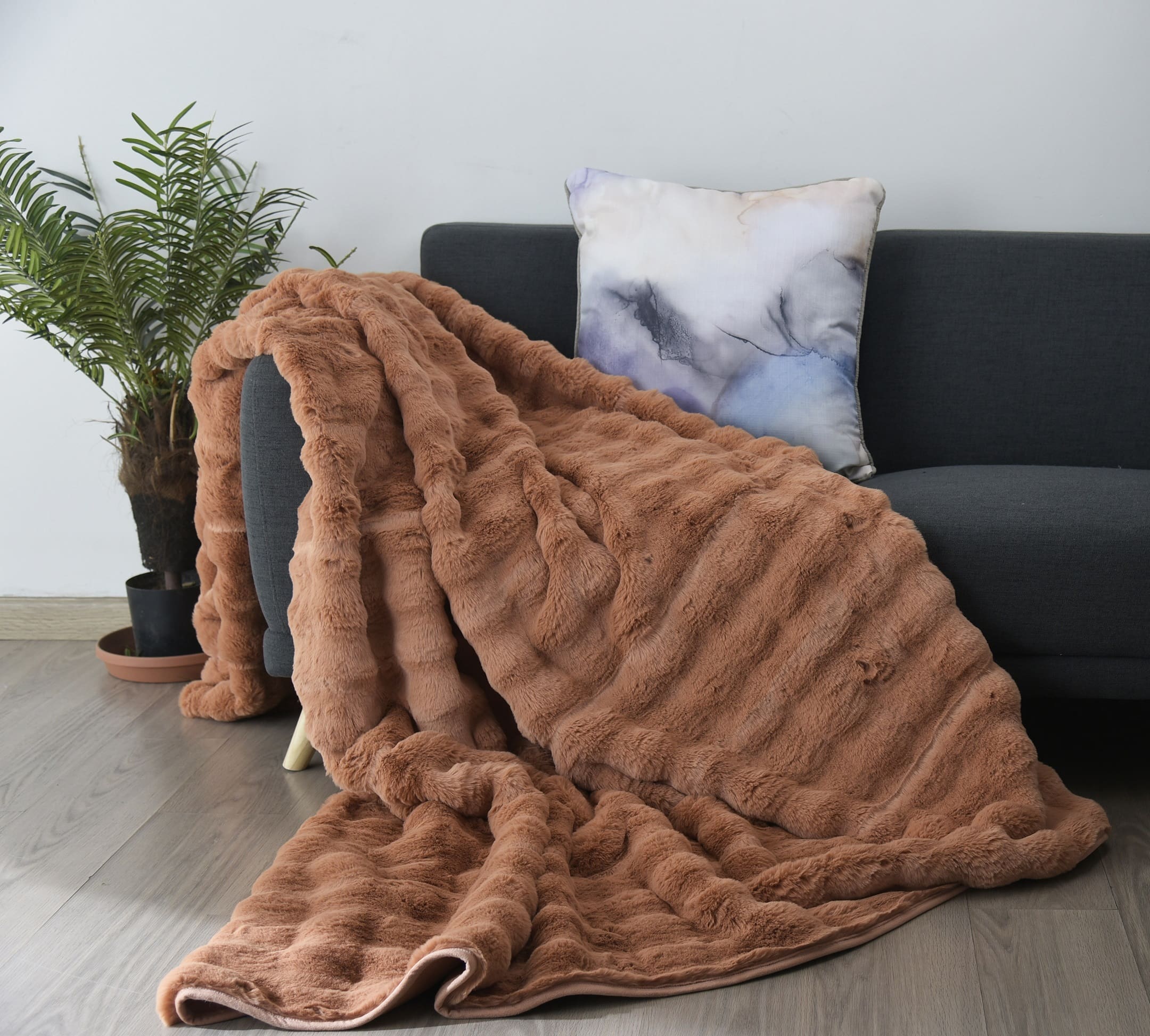 Cleopatra Faux Rabbit Fur 2 Ply Queen/King Size - Image 6